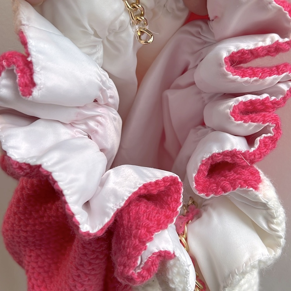 Pink & White Soft Crochet Colorblock Shoulder Bag with Gold Chain - Picture 7 of 10